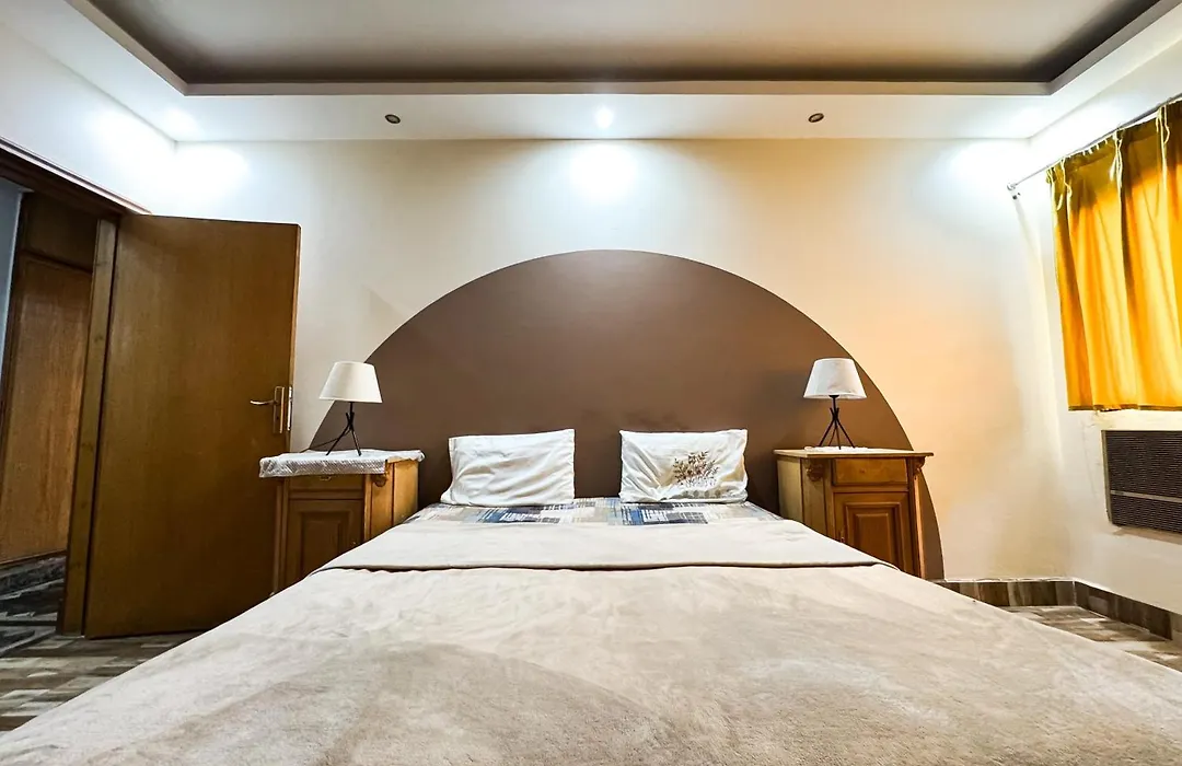 2Br Cozy Maadi Nile Corniche Apartment 4 Beds-1